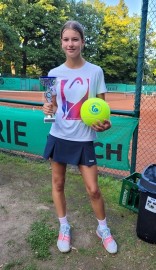 h-25-08-10 Sieger Kids U18 (Stella Hähne).jpg